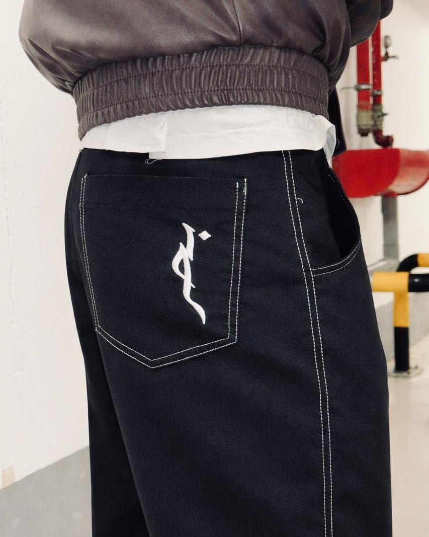 BAGGY TROUSERS
