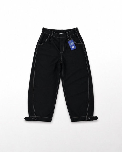 BAGGY TROUSERS