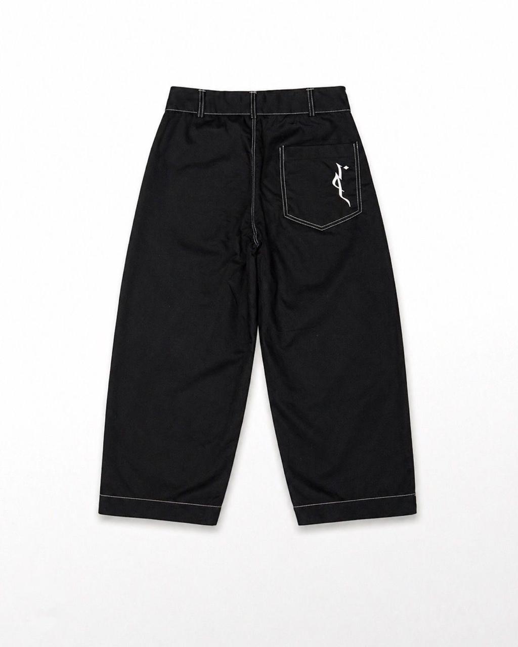 BAGGY TROUSERS